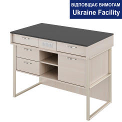 Demonstration table with Combi CHIPBOARD SOCKETS